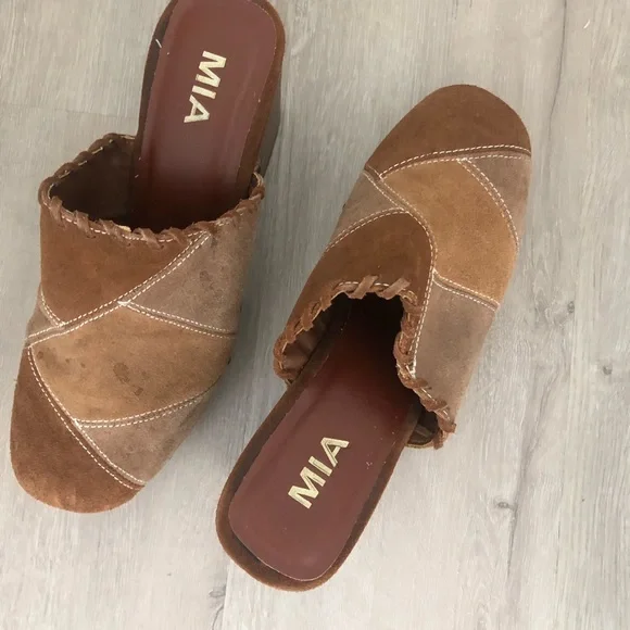 MIA clogs - Picture 2 of 3